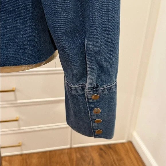 Embellished cropped Denim Jacket, raw hem. Rhinestones - Picture 6 of 10